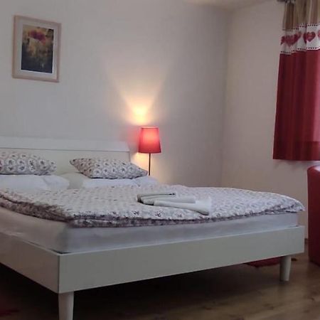 Ubytovanie City Izba Trencsénteplic Kültér fotó